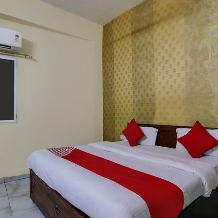 Hotel Yash House New Delhi Exterior photo